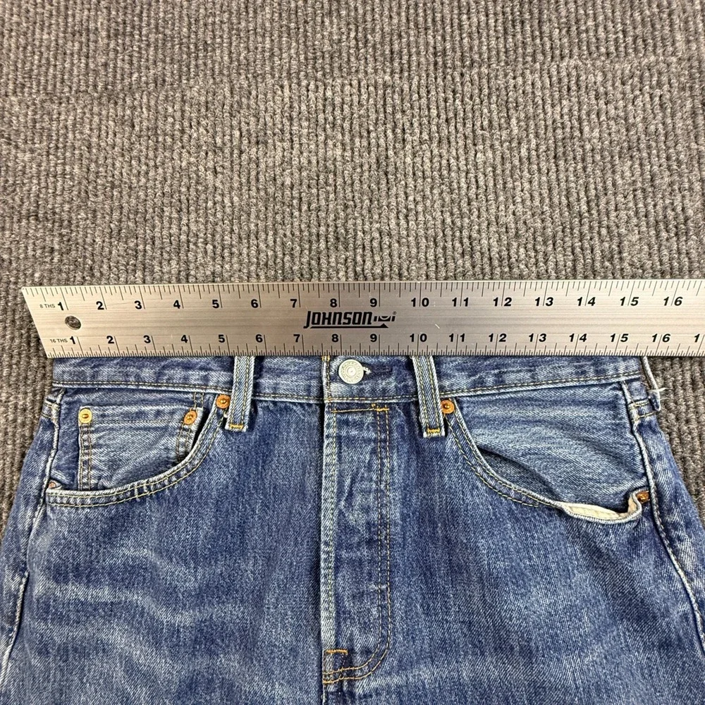 Levis 501 Original Fit Mens W32 L28 2012 Year Straight Leg Button Fly Blue Denim